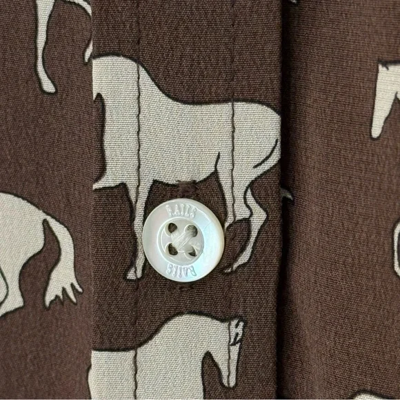 Rails "Kate" Silk Brown Horse Print Button Up Blouse M NWT ($268) - Picture 6 of 12